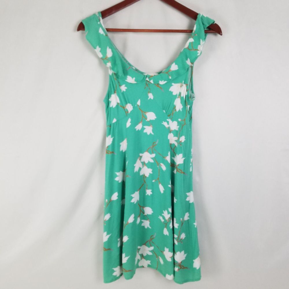 Aeropostale Shirt Juniors Small Green White Top Floral‎ Sleeveless Blouse